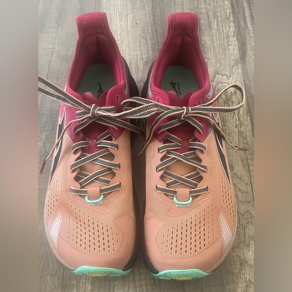 Altra Women’s Olympus 5